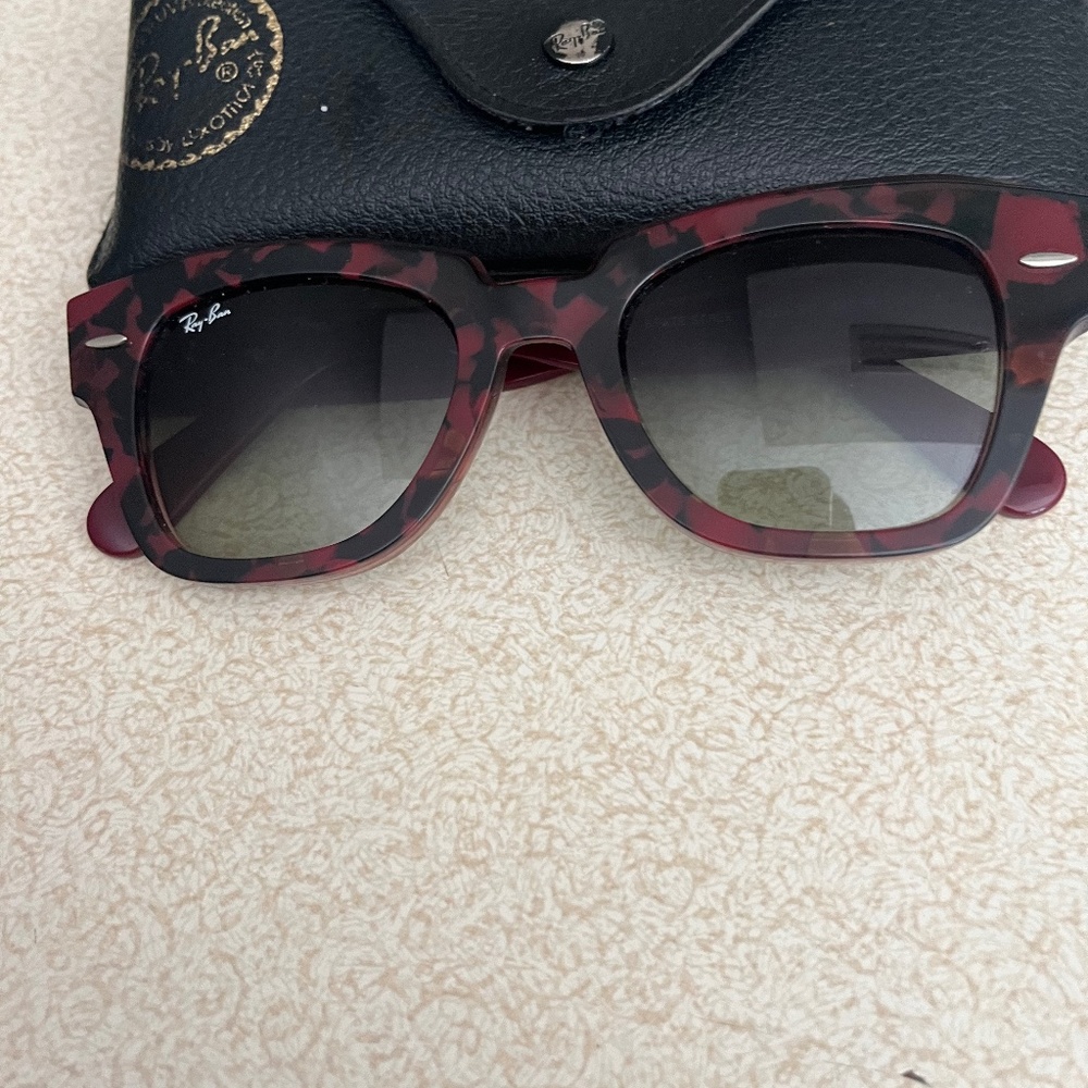Ray Ban women’s state street sunglasses
